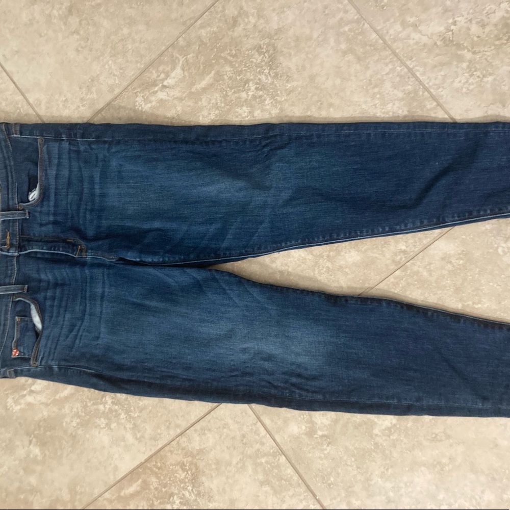 Hudson Krista size 32.